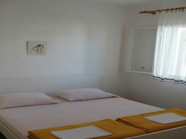 Apartments Pinija 苏佩塔尔 外观 照片