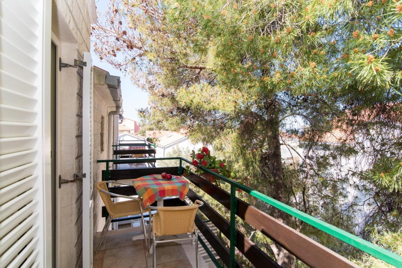Apartments Pinija 苏佩塔尔 外观 照片