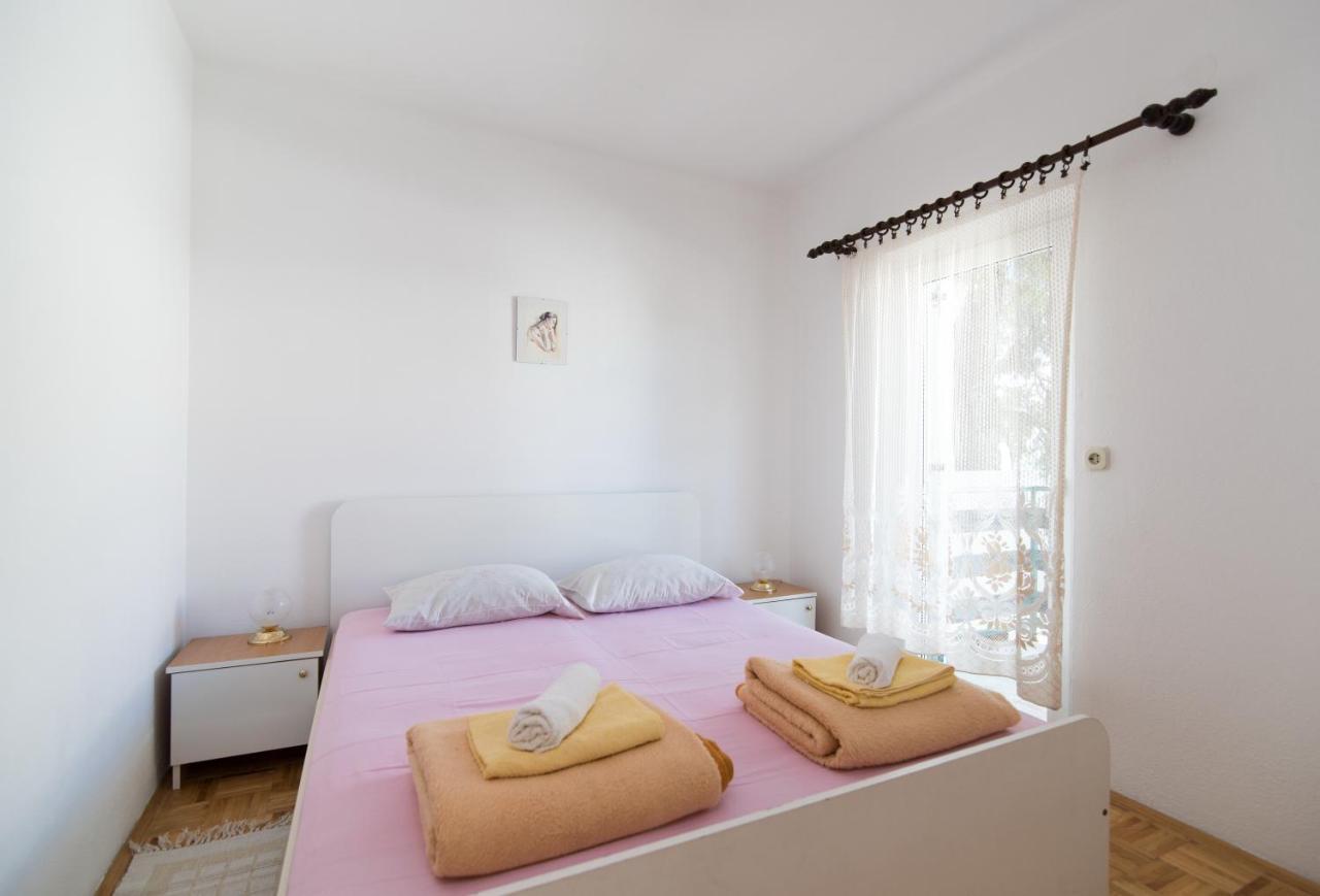 Apartments Pinija 苏佩塔尔 外观 照片