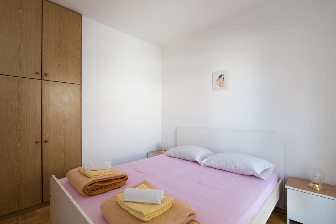 Apartments Pinija 苏佩塔尔 外观 照片