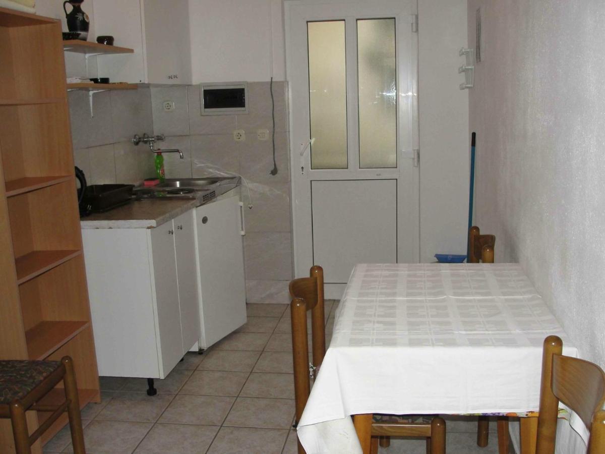 Apartments Pinija 苏佩塔尔 外观 照片